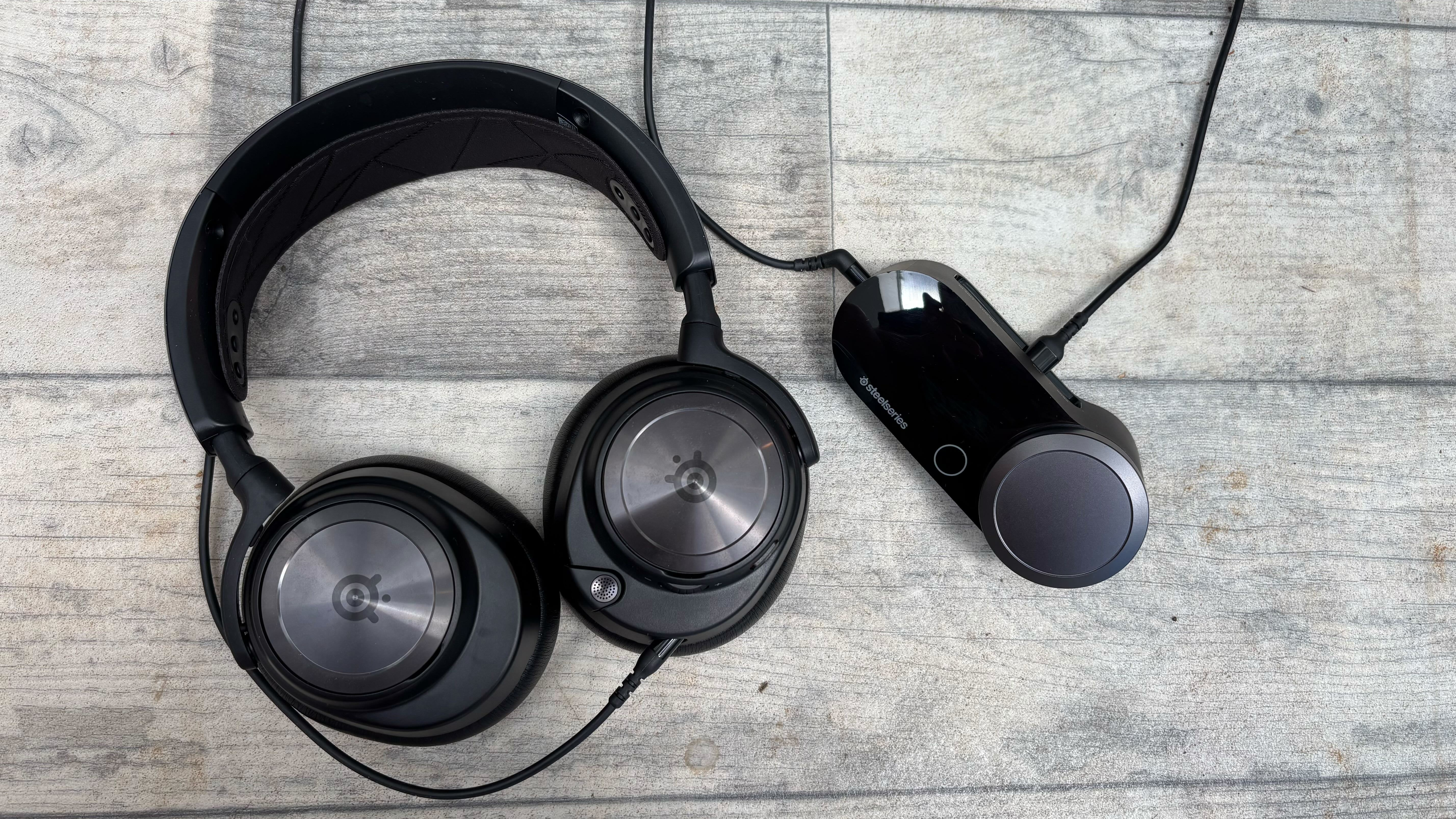 SteelSeries Arctis Nova Pro 3